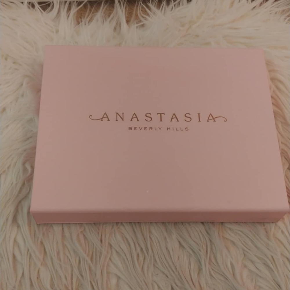 ❤️FIRM! NWT ANASTASIA BEVERLY HILLS NORVINA COLLECTION PRO PIGMENT PALETTE VOLUM